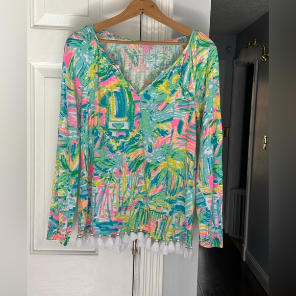 EUC Lilly Pulitzer Linzy Top In Multi Sea Salt And Sun Sz Small with Tassels - Picture 2 of 9